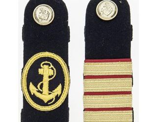 Uniformeffekte-Schifffahrt__Spangen_Schiff-S Kragenspiel